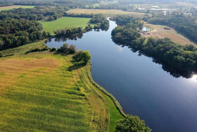 W5308 County Road G, Rio, WI 53960