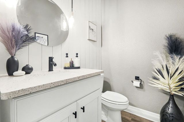 6237 E Central Park Ct, Bel Aire, KS 67220