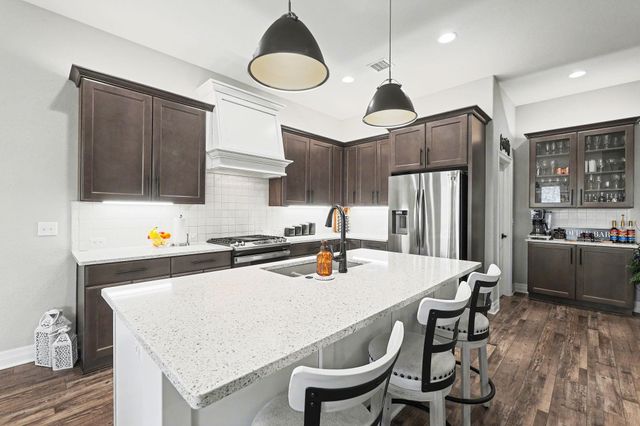 6237 E Central Park Ct, Bel Aire, KS 67220