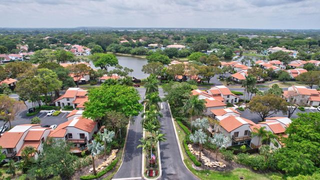 5726 FOX HOLLOW Drive G, Boca Raton, FL 33486