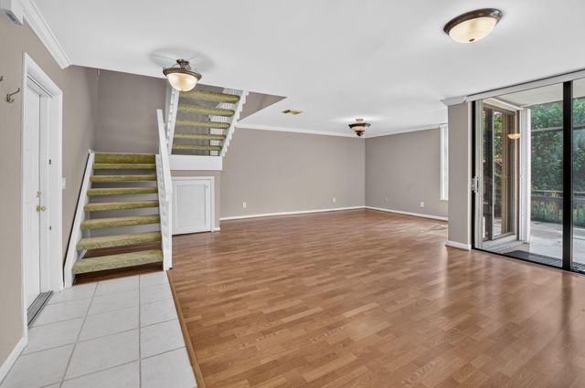 5726 FOX HOLLOW Drive G, Boca Raton, FL 33486