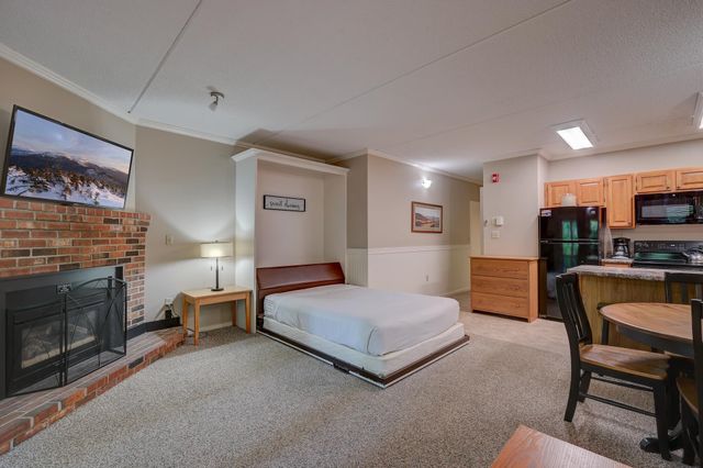 8H River Run Drive H, Bartlett, NH 03812