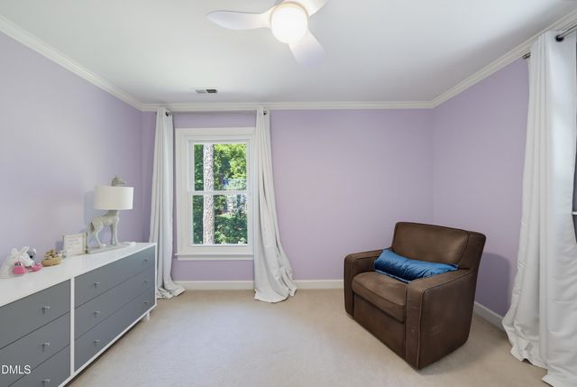 8 Sedgewood Road, Chapel Hill, NC 27514