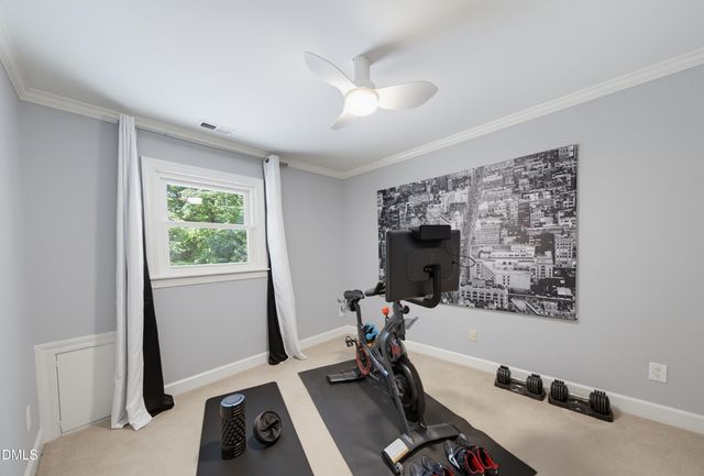 8 Sedgewood Road, Chapel Hill, NC 27514