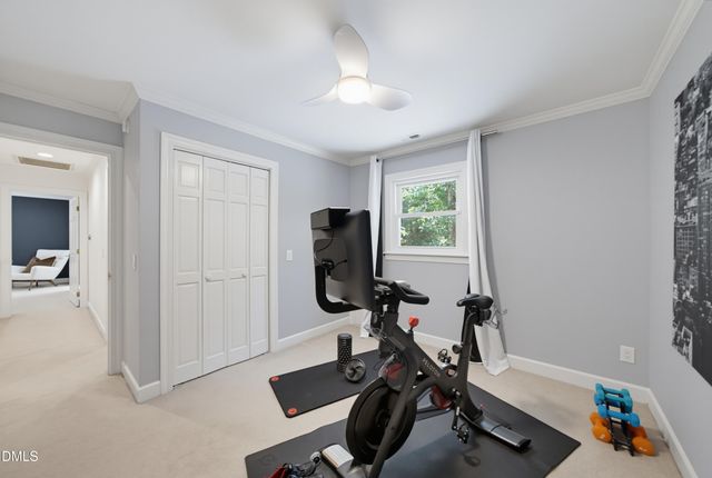 8 Sedgewood Road, Chapel Hill, NC 27514