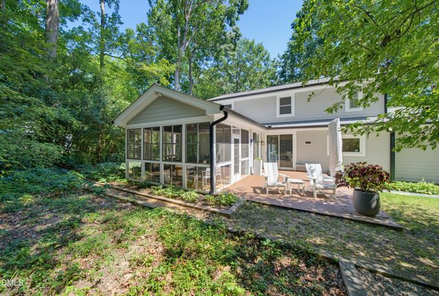 8 Sedgewood Road, Chapel Hill, NC 27514
