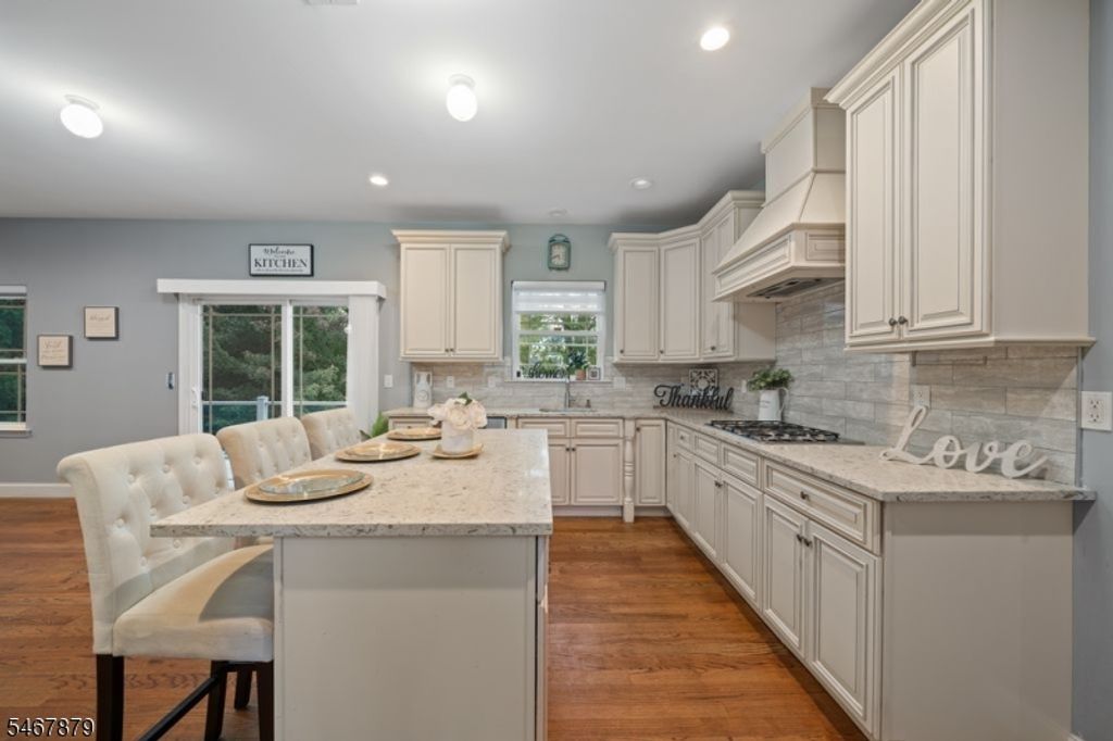 628 New Dover Rd, Woodbridge Twp., NJ 07067 — photo 4