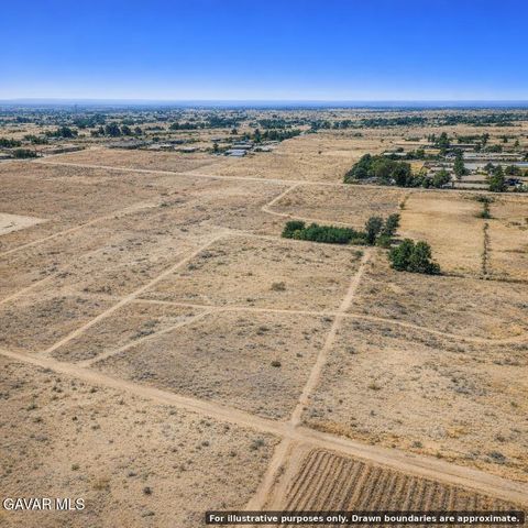 E Vic Avenue W8 128 Ste, Pearblossom, CA 93553