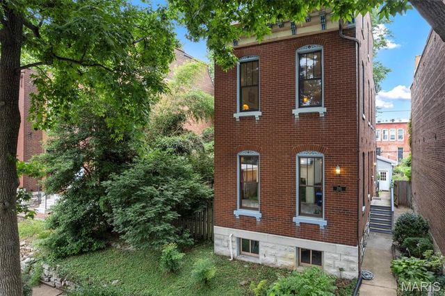 1941 Congress Street, St Louis, MO 63118