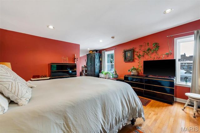 1941 Congress Street, St Louis, MO 63118