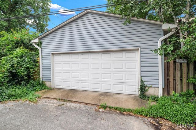 1941 Congress Street, St Louis, MO 63118