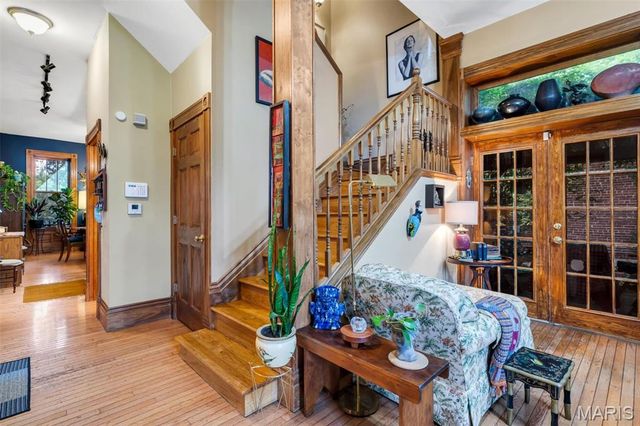 1941 Congress Street, St Louis, MO 63118