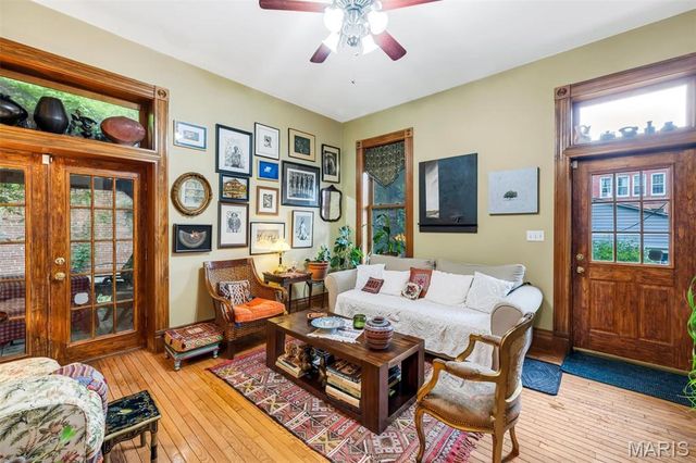 1941 Congress Street, St Louis, MO 63118