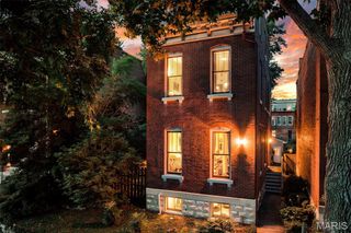 1941 Congress Street, St Louis, MO 63118