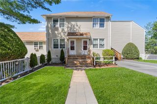 10 Burleigh Street 6, Providence, RI 02904