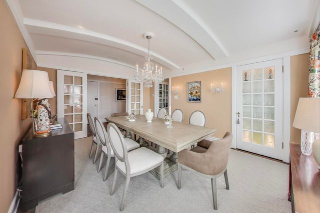 625 W Addison Street 3, Chicago, IL 60613