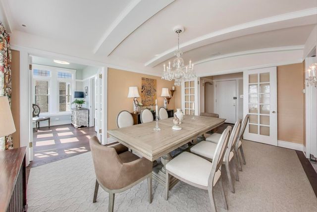 625 W Addison Street 3, Chicago, IL 60613