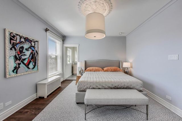 625 W Addison Street 3, Chicago, IL 60613