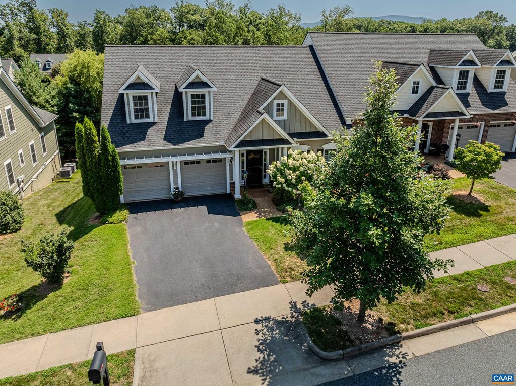 1608 SAWGRASS CT, Charlottesville, VA 22901