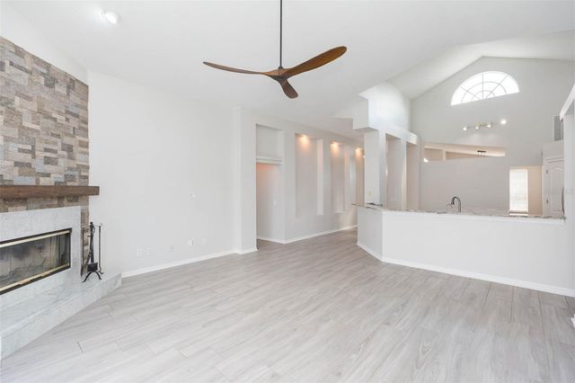 10316 RIVERBURN DRIVE, Tampa, FL 33647
