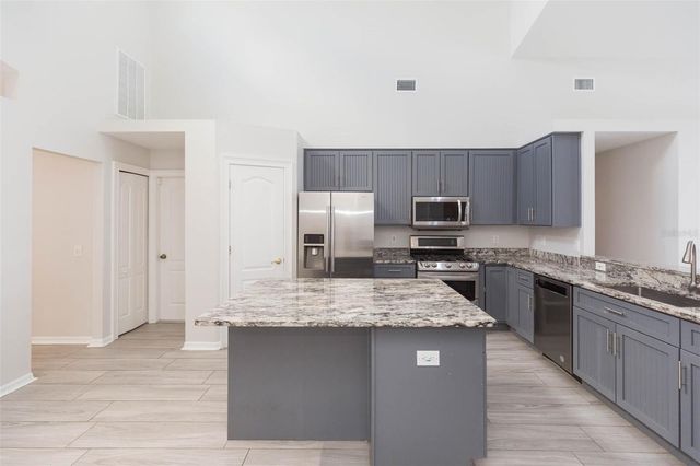 10316 RIVERBURN DRIVE, Tampa, FL 33647