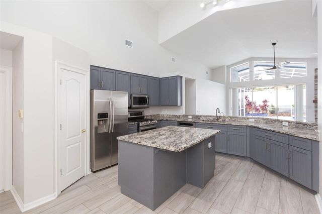 10316 RIVERBURN DRIVE, Tampa, FL 33647