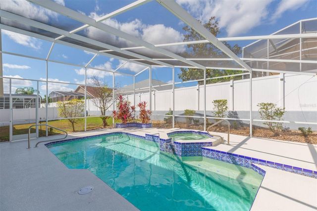 10316 RIVERBURN DRIVE, Tampa, FL 33647