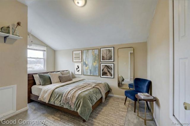 22723 Middlebelt Road, Farmington Hills, MI 48336