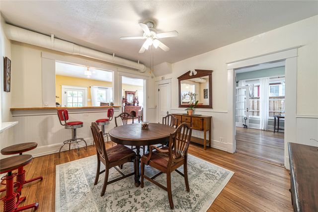 215 S Montclair Avenue, Dallas, TX 75208