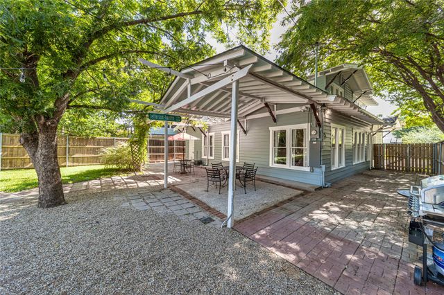 215 S Montclair Avenue, Dallas, TX 75208