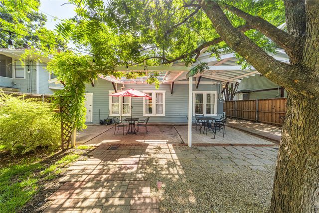 215 S Montclair Avenue, Dallas, TX 75208