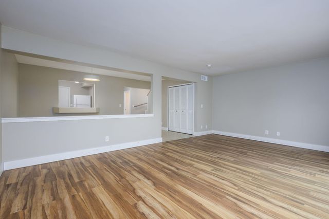 5842 Niles Street 5844, City Of Troy, MI 48098