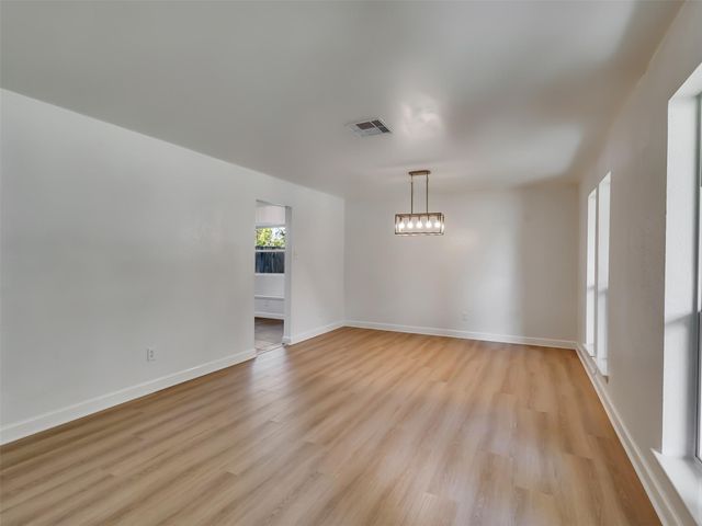 423 Forest Hills Drive, League City, TX 77573