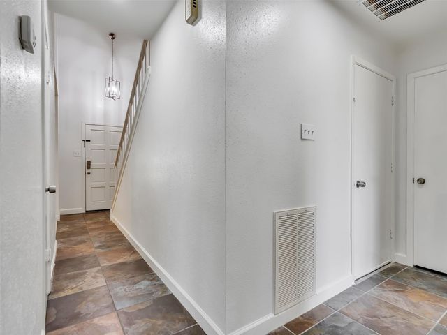 423 Forest Hills Drive, League City, TX 77573