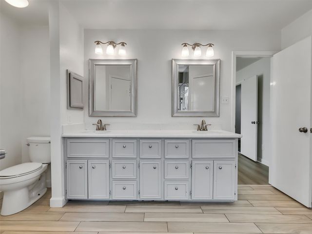 423 Forest Hills Drive, League City, TX 77573