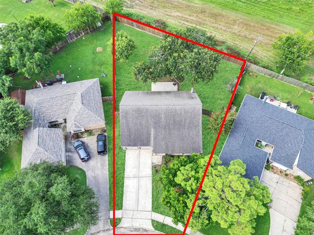423 Forest Hills Drive, League City, TX 77573