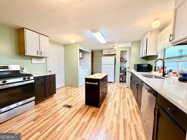 94 Country Place, Temple, GA 30179
