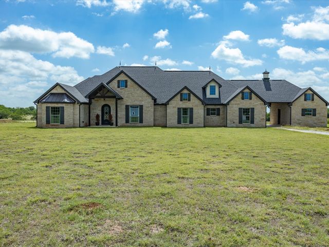 351 Private Road 3205, Bridgeport, TX 76426