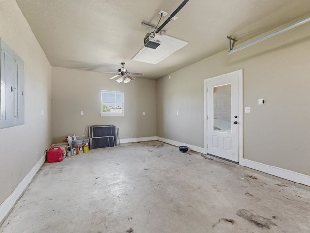 351 Private Road 3205, Bridgeport, TX 76426