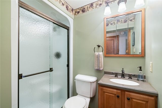 118 Merwood Dr, Ross Twp, PA 15214
