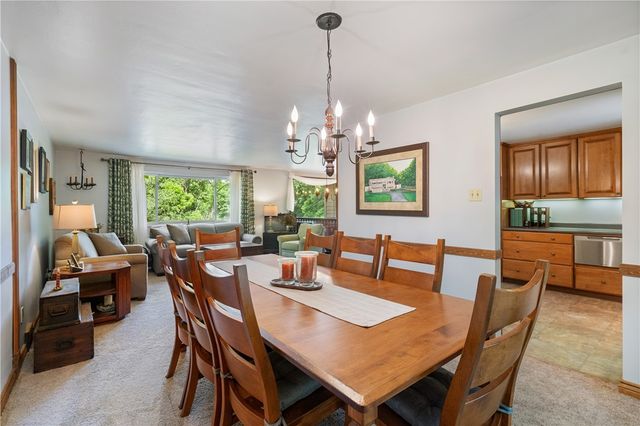 118 Merwood Dr, Ross Twp, PA 15214