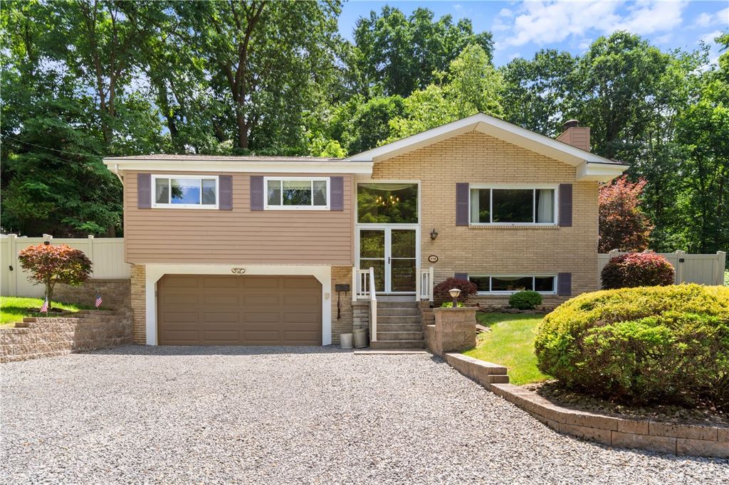 118 Merwood Dr, Ross Twp, PA 15214