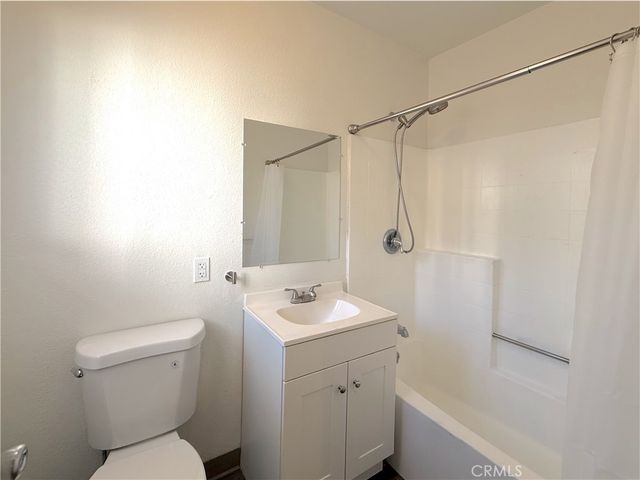 2438 Andreo Avenue B, Torrance, CA 90501