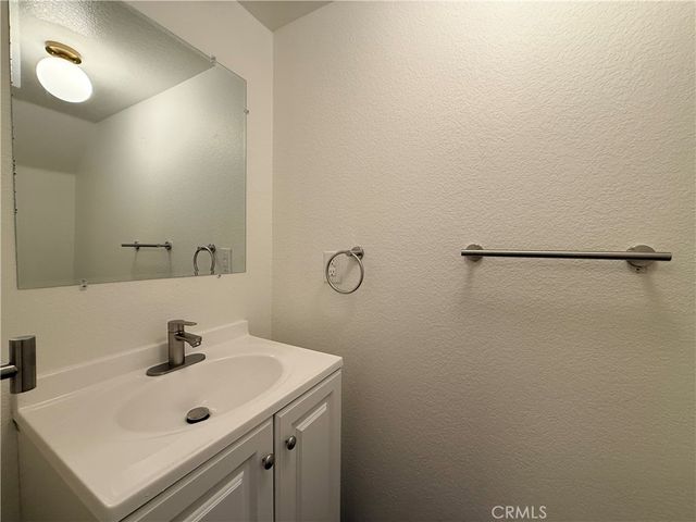 2438 Andreo Avenue B, Torrance, CA 90501