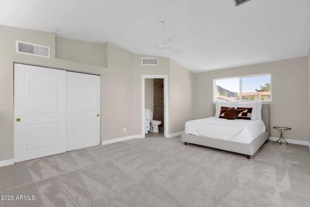 2276 E MERCER Lane, Phoenix, AZ 85028