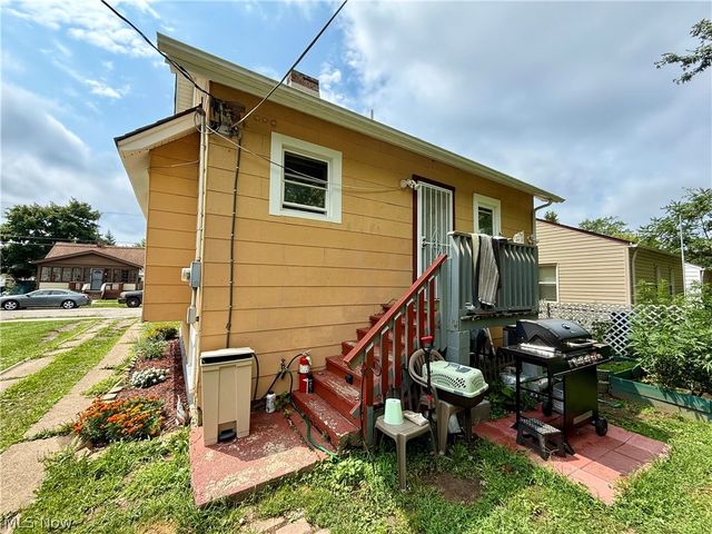 12200 Milligan Avenue, Cleveland, OH 44135