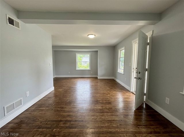 12200 Milligan Avenue, Cleveland, OH 44135