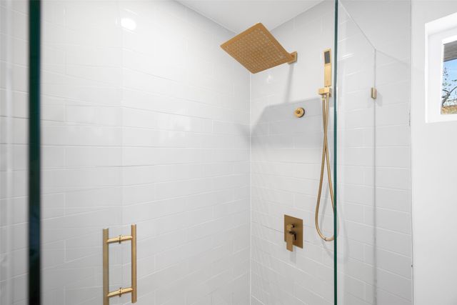 9017 Larchwood Drive, Dallas, TX 75238