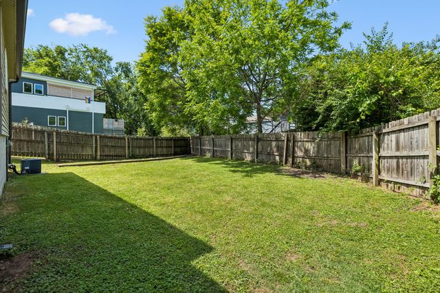 815 Powers Ave, Nashville, TN 37206