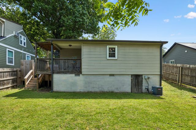 815 Powers Ave, Nashville, TN 37206